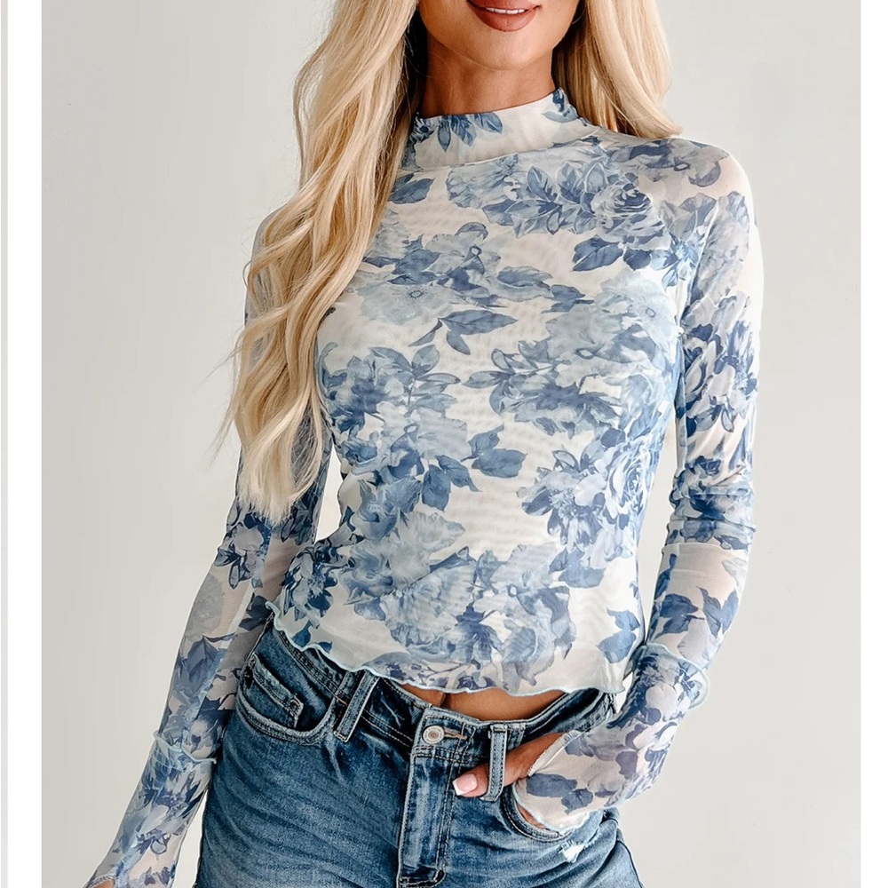 Promesa Blue Floral Long Sleeve Blouse